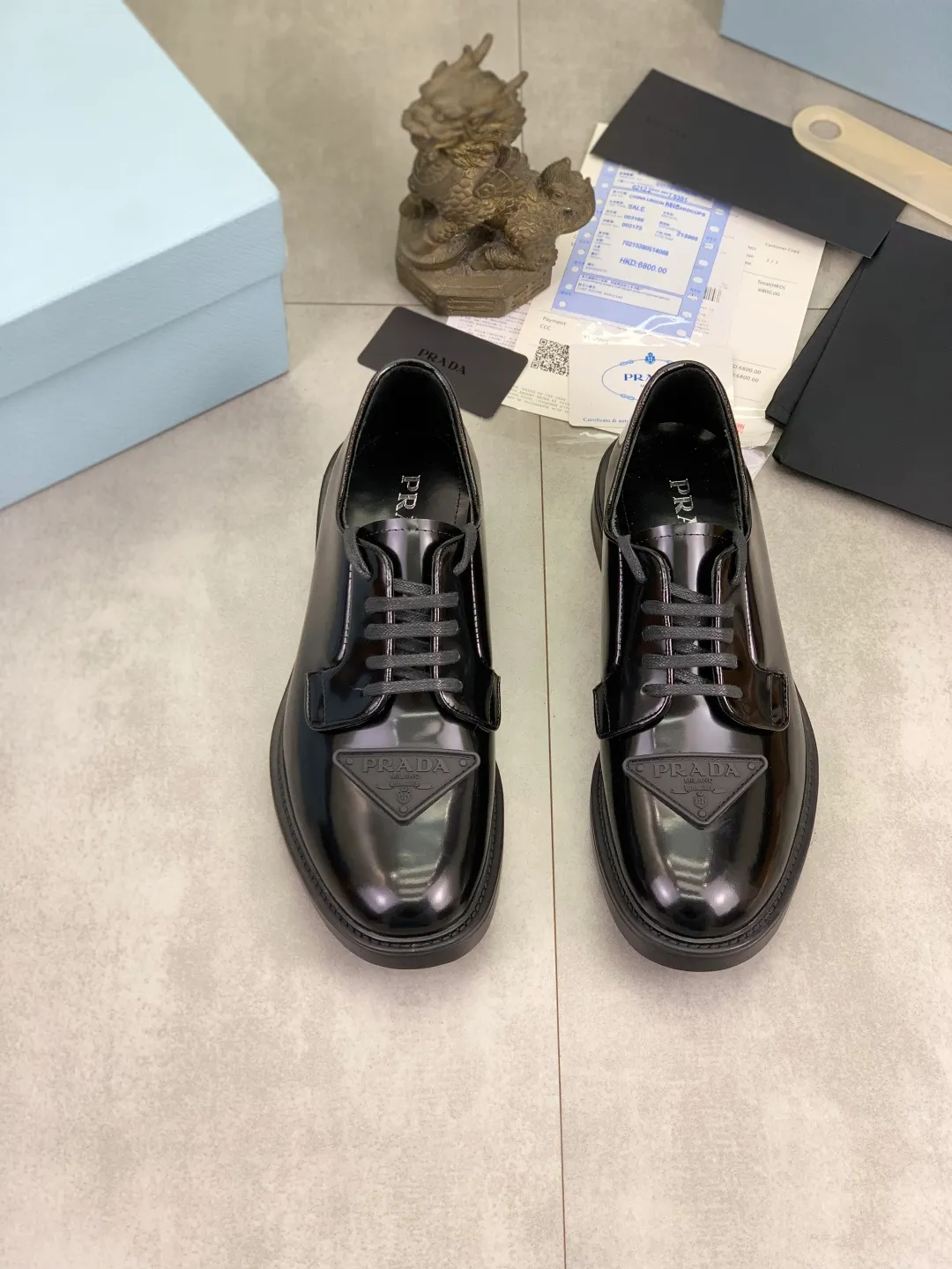 Men's Men's Shoes💰P640💰[New Style] High Quality Water-dyed Niuli 🆘[PRADA] Prada's latest casual business leather shoes for men! Listed simultaneously! The fabric is made of specially imported original calfskin, and the interior is made of imported water-dyed cowhide. It is absolutely luxurious and leads the fashion trend. High-end combination rubber outsole, size: 38-44 (45 and 46 can be customized) 3️⃣ colors available
